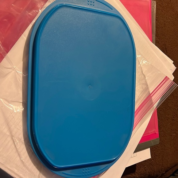 New Tupperware fridge stackable replacement grates and cover - Picture 3 of 3